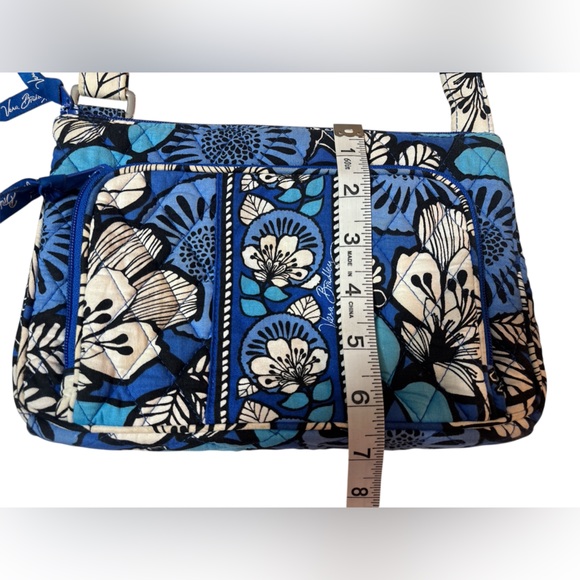 Vera Bradley Crossbody Bag with built in wallet - Blue Bayou - Picture 6 of 6